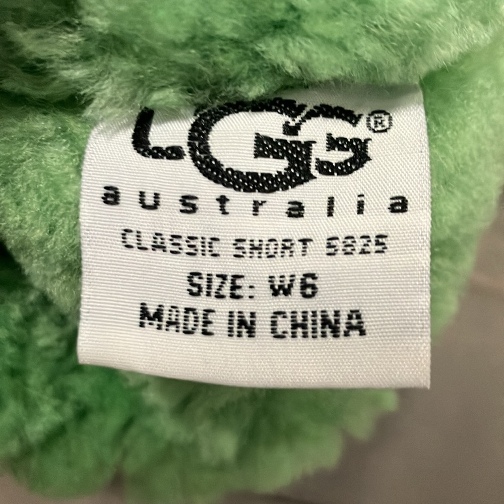 Y2K Vintage Ugg Classic Short Boots Size 6 - Picture 11 of 14